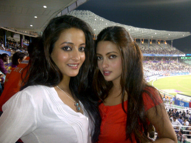 Riya And Raima Sen