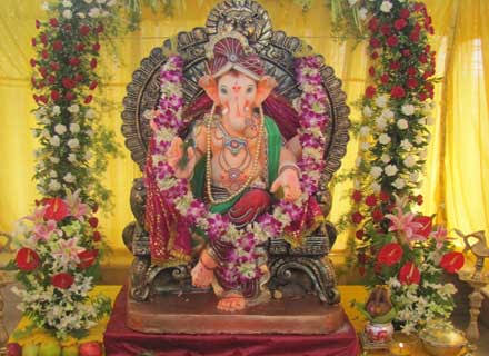 Don't Forget These Things While Inviting Ganesha At Your Home